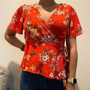 Florar wrap top